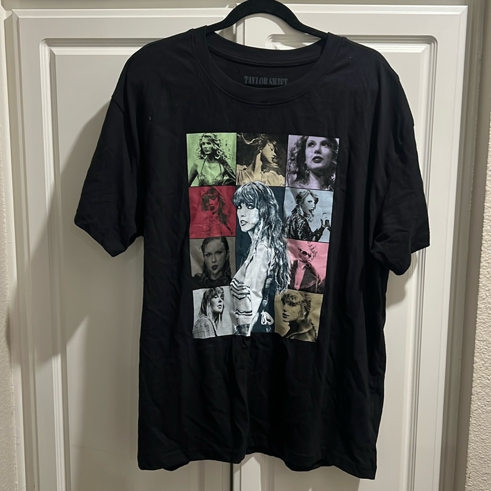 Taylor Swift The Eras Tour T Shirt Size L
